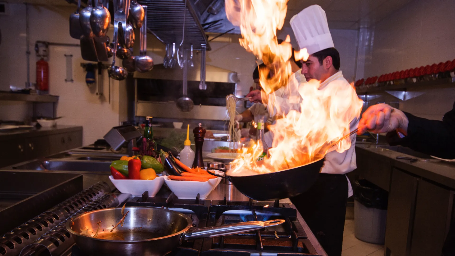 Malad’s Culinary Boom: Why It Makes Raheja Properties Even More Valuable