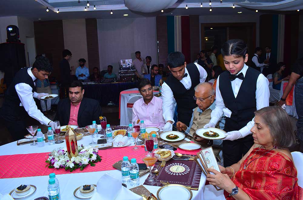 PAKA DARPANA - Culinary Mirror of India 8