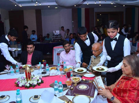 PAKA DARPANA - Culinary Mirror of India 8
