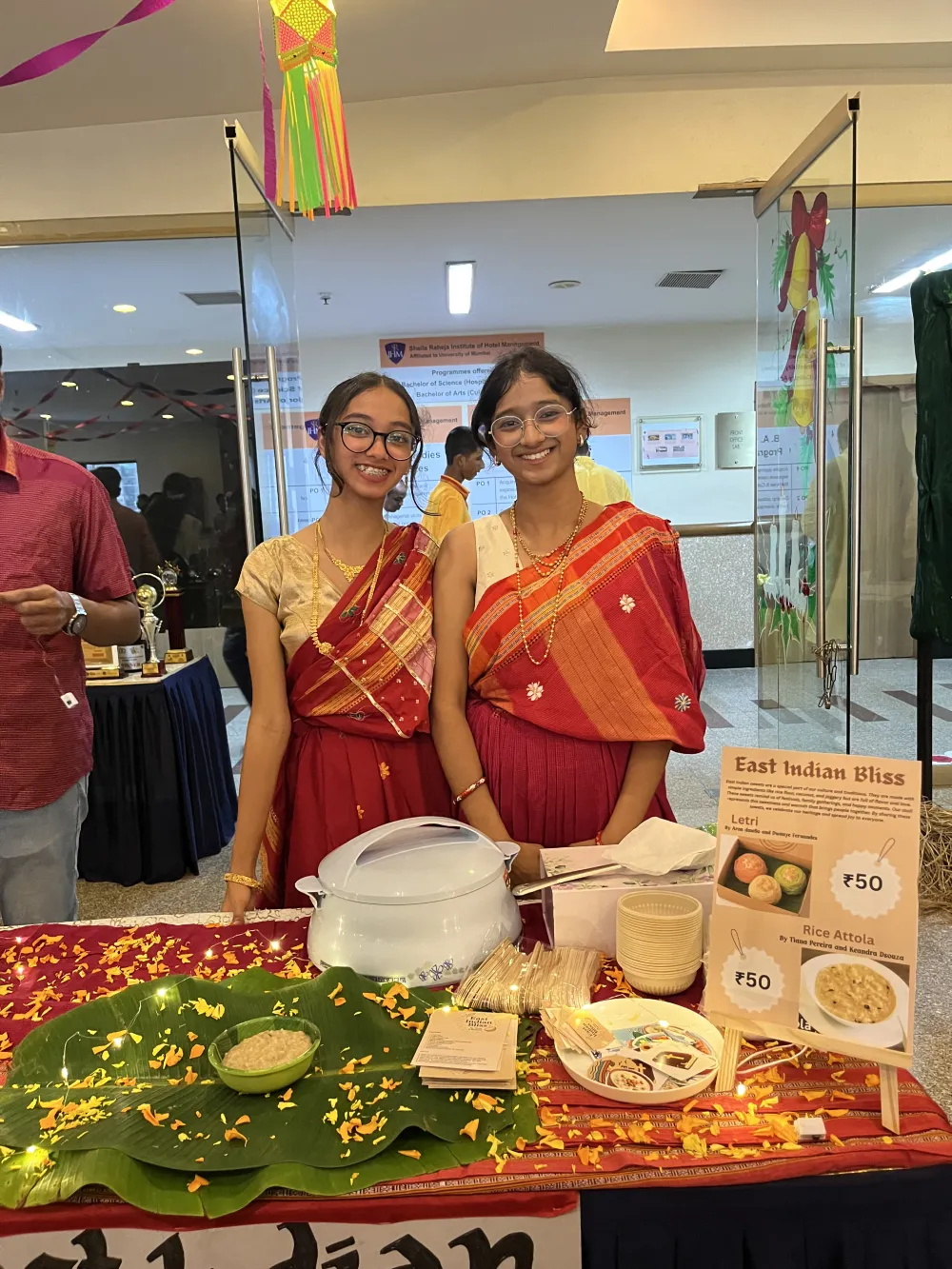 Meethi Yaadein Exhibition