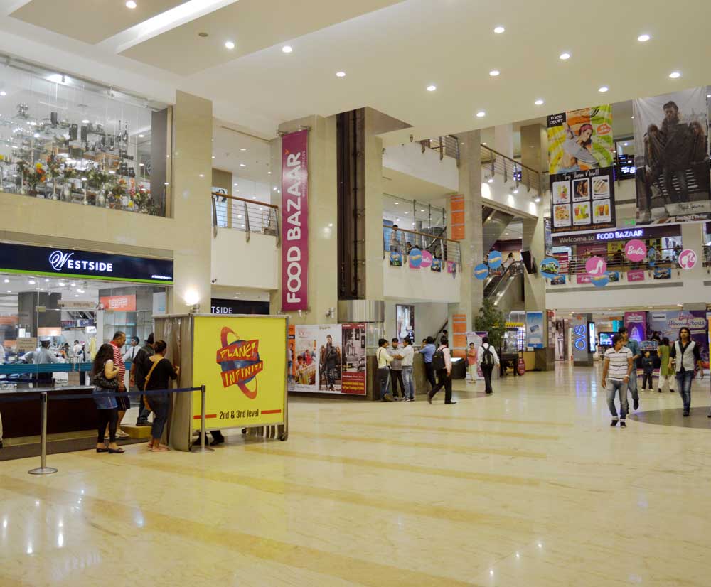 Infiniti Mall, Andheri West 2